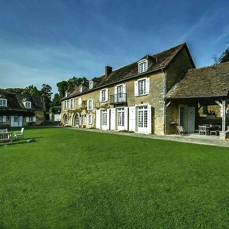 Les Hautes Sources - Esprit De France Menilles Екстер'єр фото